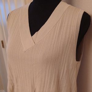Prologue Cream V Neck Tunic w/ side slits